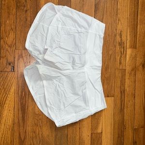 USED white speed up shorts lululemon